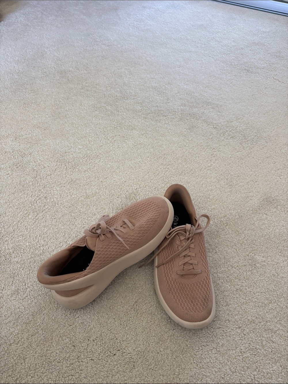 Kizik Gender Inclusive Roamer Fawn Pink Hands Free Sneakers Shoes Women Sz 9